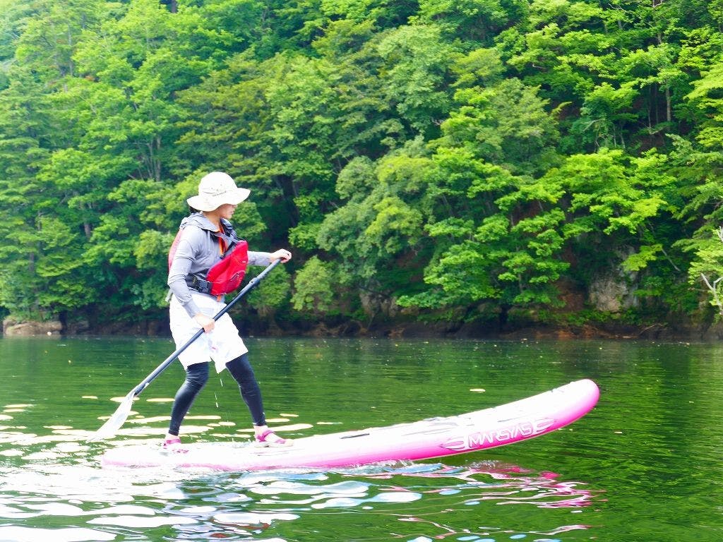 4歳から参加OK！【SUP（サップ）】自由気ままに湖面クルージング！注目のSUP半日体験 1泊2食付
