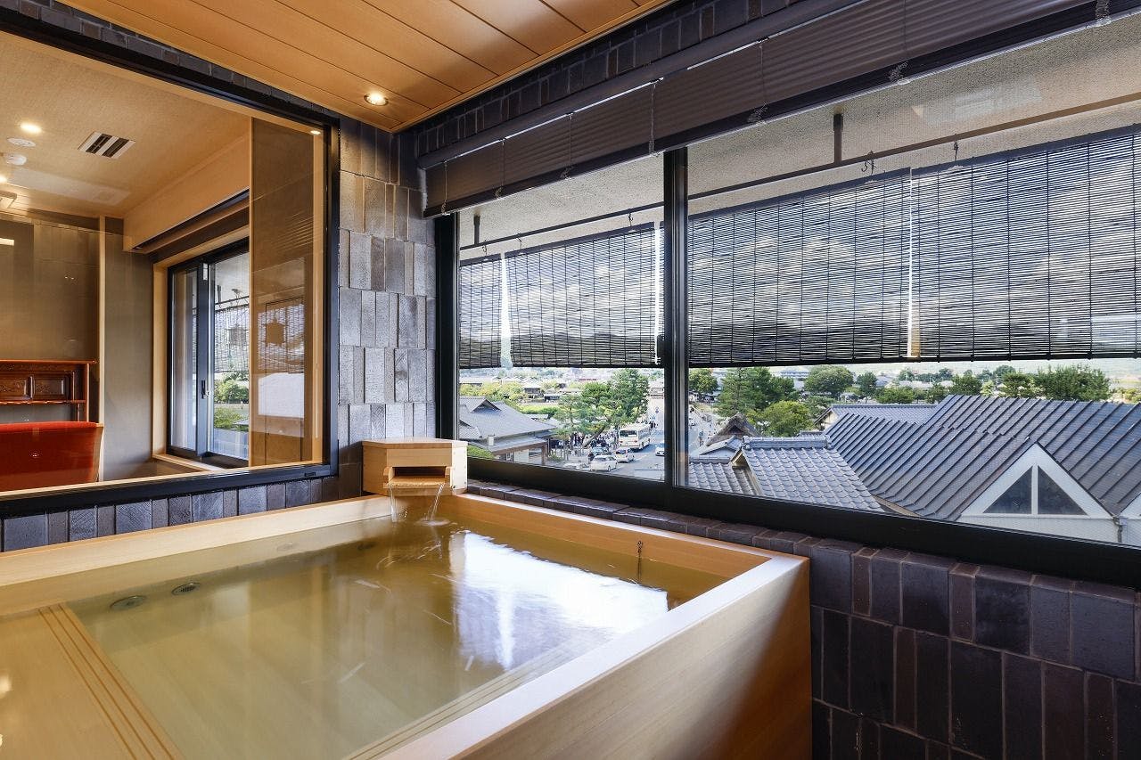 京都 嵐山温泉 渡月亭
