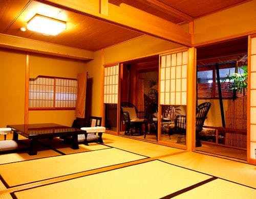 【秀山閣】天然温泉付客室