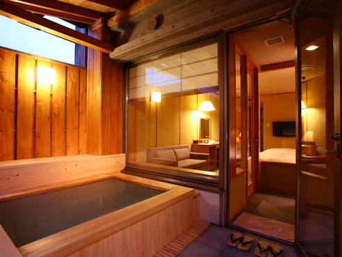 【露天風呂付ツインルーム30平米(山側)】