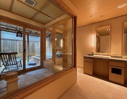 露天風呂付ラグジュアリールーム105平米