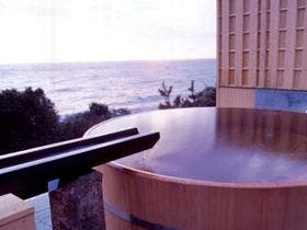 潮騒のリゾート ホテル海