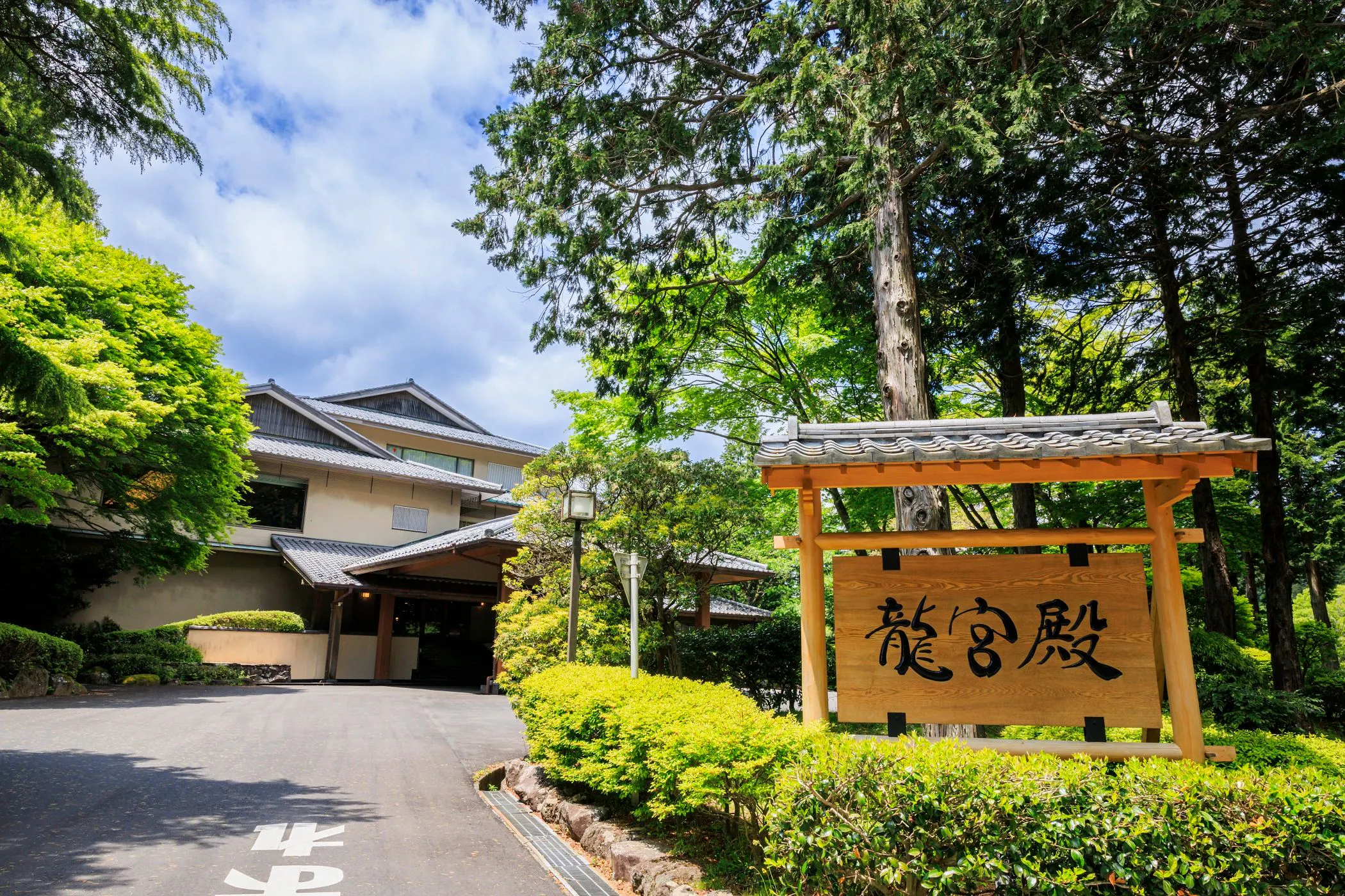 別館メインエントランス