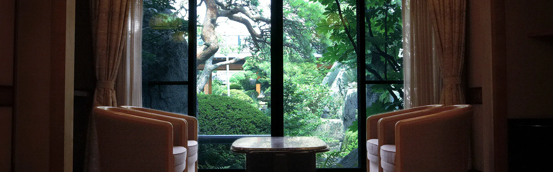 銘石の宿 かげつ