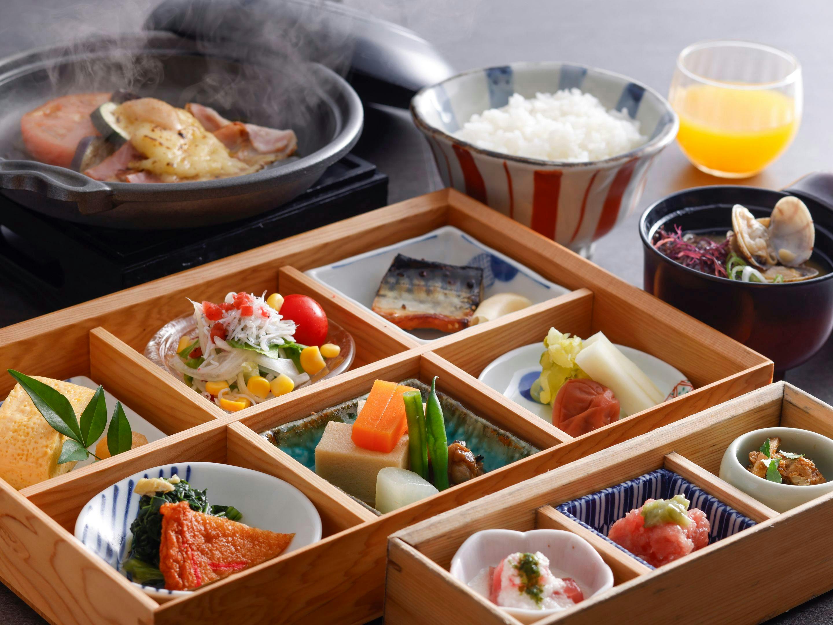 朝食