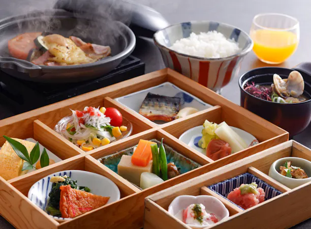 朝食