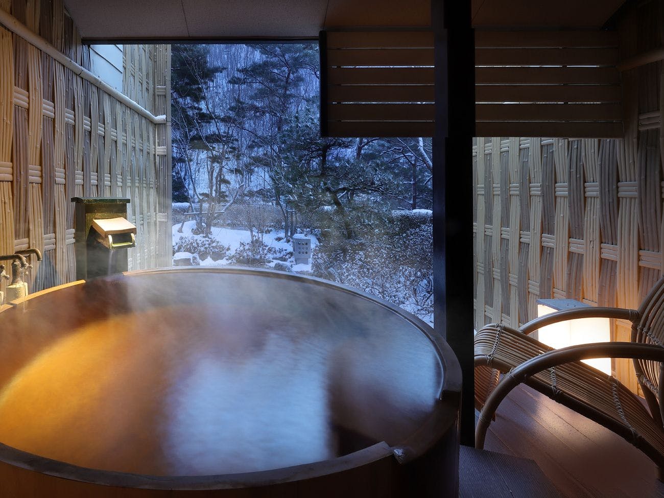 ホテル華の湯