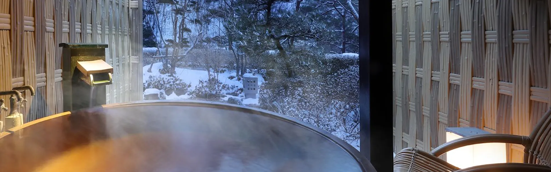 ホテル華の湯