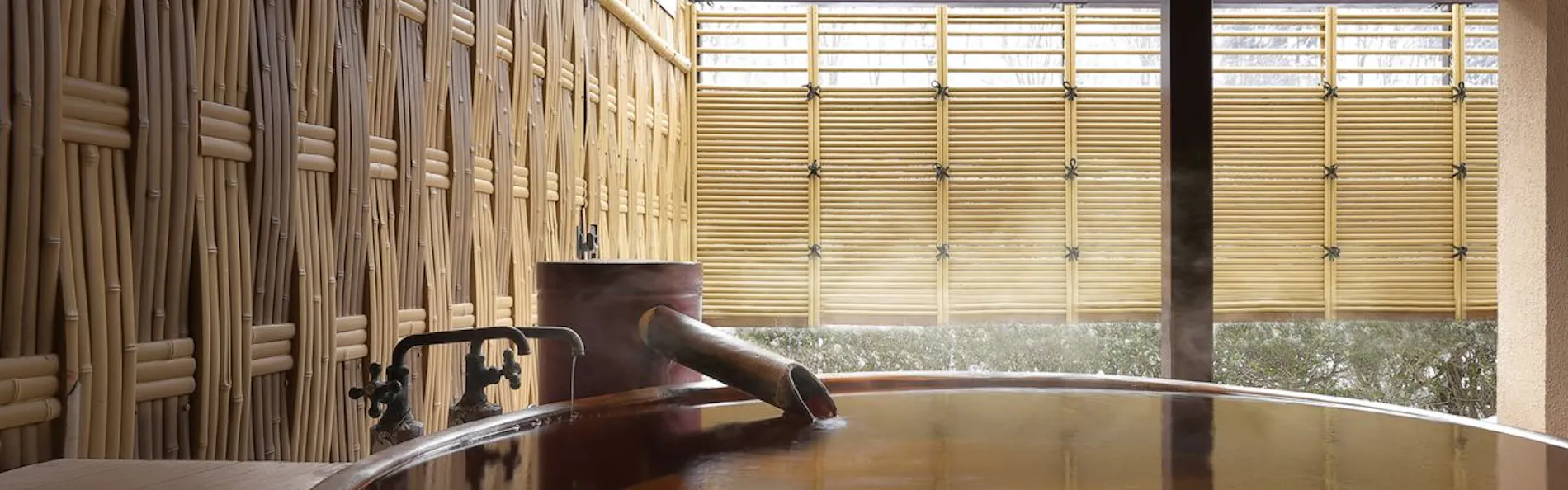 ホテル華の湯