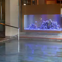 Dibuka pada April 2022! Pemandian dengan akuarium panorama