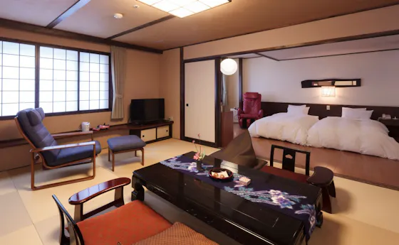 Kamar gaya Jepang dan Barat di lantai 7