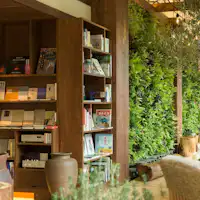 Lounge khusus lantai istimewa "Kokono Ki".