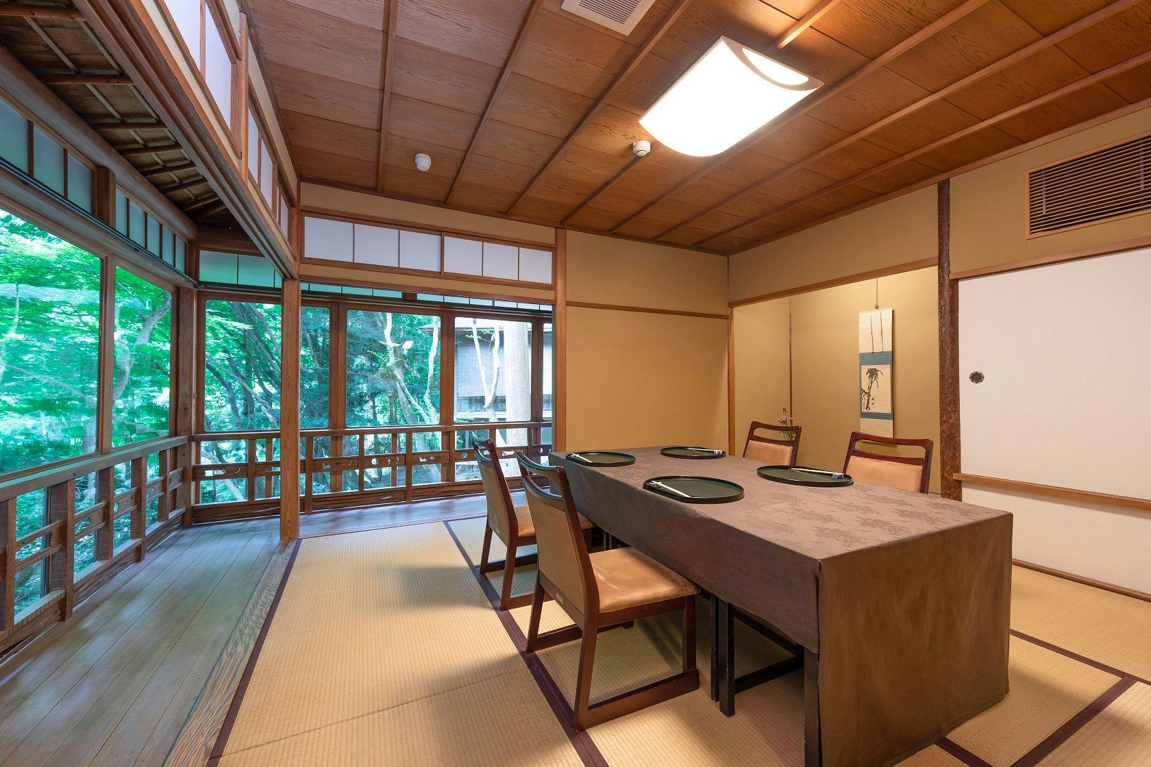 奈良・春日奥山　月日亭