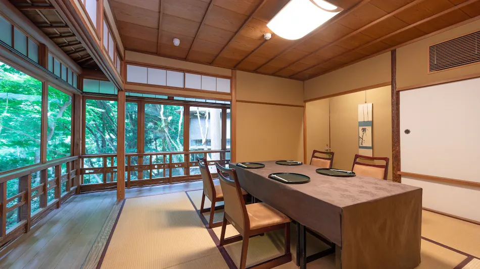 Cuisine Inn for Five Groups a Day - Nara Kasuga Okuyama Tsukihitei