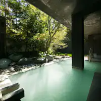 Kolam air panas terbuka