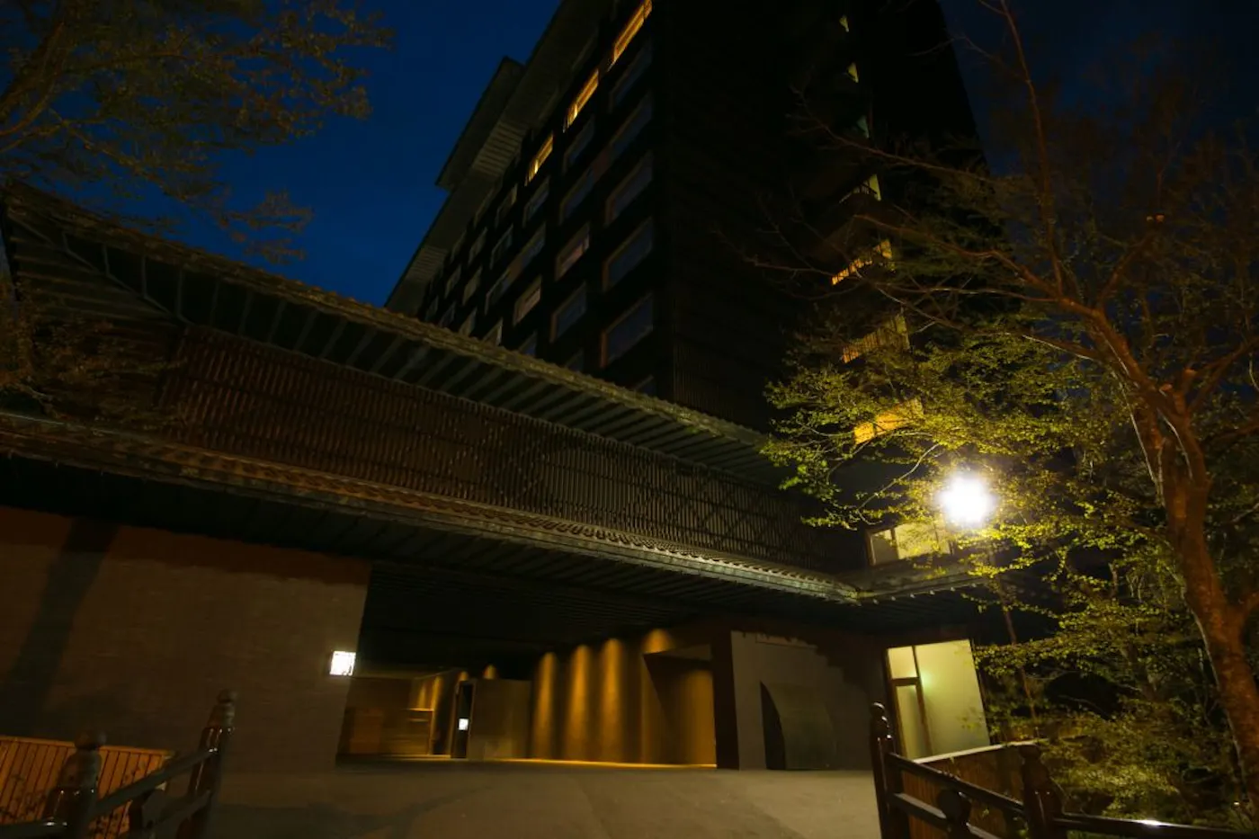 望楼NOGUCHI登別:夜の外観