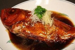 【食事処】伊豆相模の金目鯛をふっくらほくほくの姿煮に！金目鯛姿煮付プラン