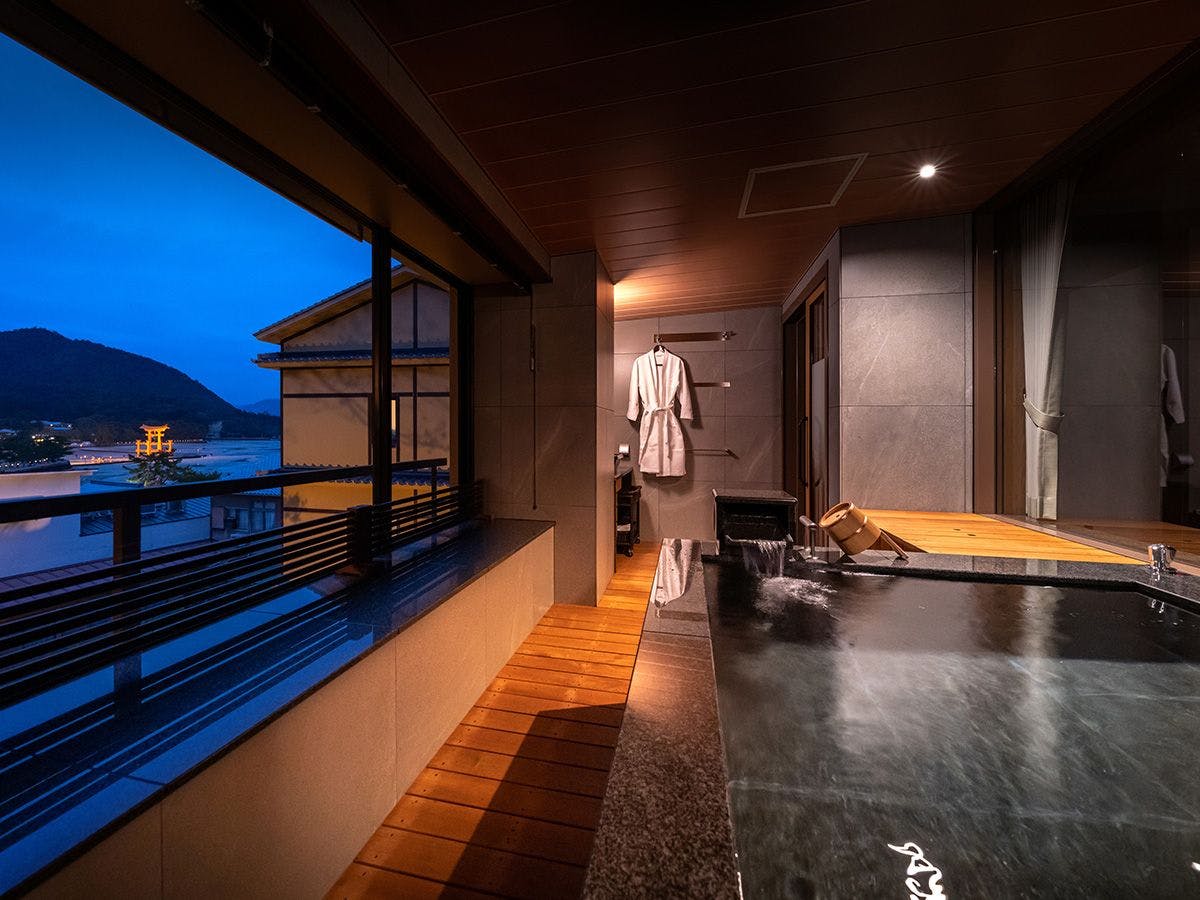 宮島　錦水館