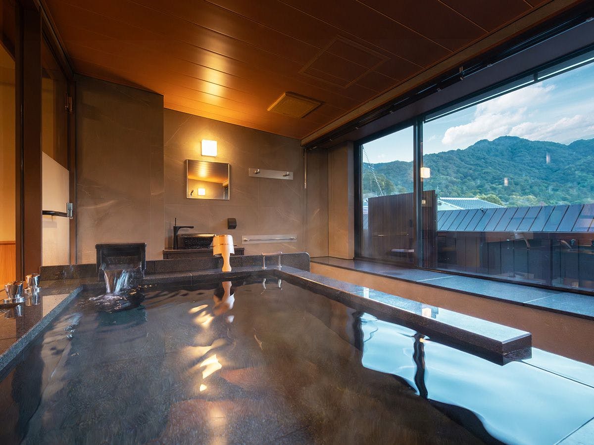 宮島　錦水館