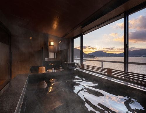 【オトナの休日】半露天風呂付客室「凛」