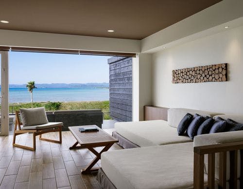 オーシャンビューバススイート