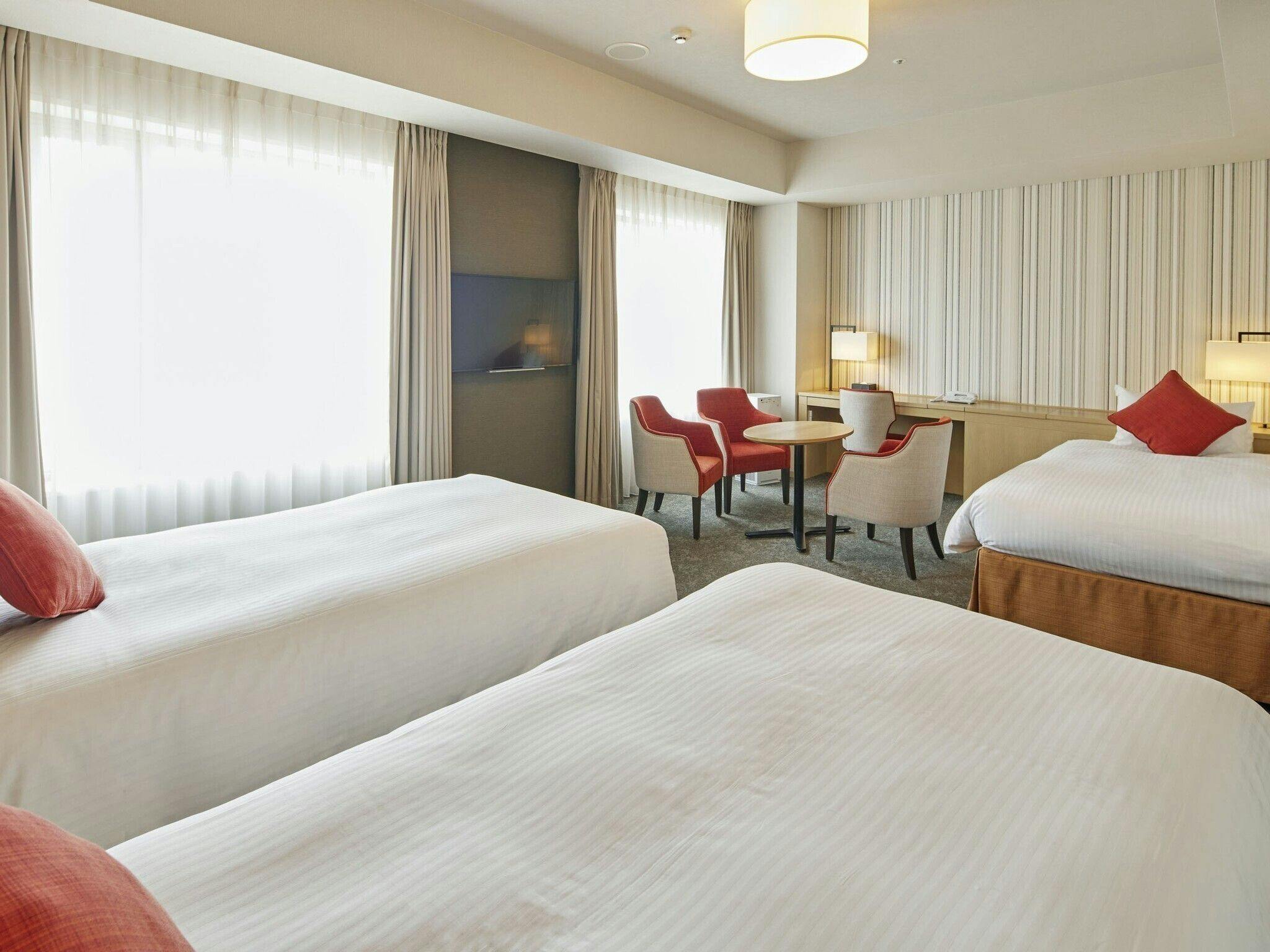 スクエアフォースルーム（常設ベッド3台）