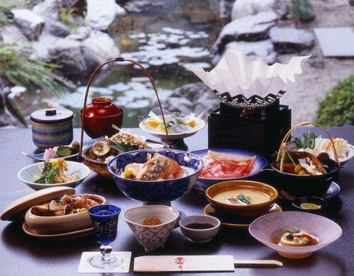 秋の会席料理（イメージ）