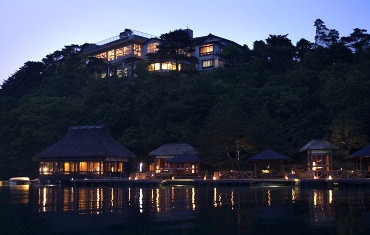 能登九十九湾　百楽荘