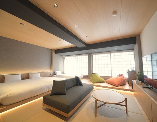 シャワーブース付きトリプル