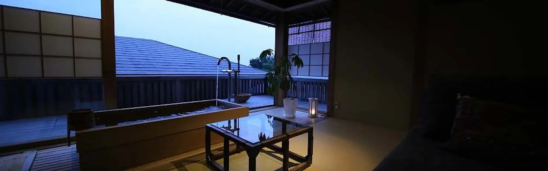 庭園の宿 石亭