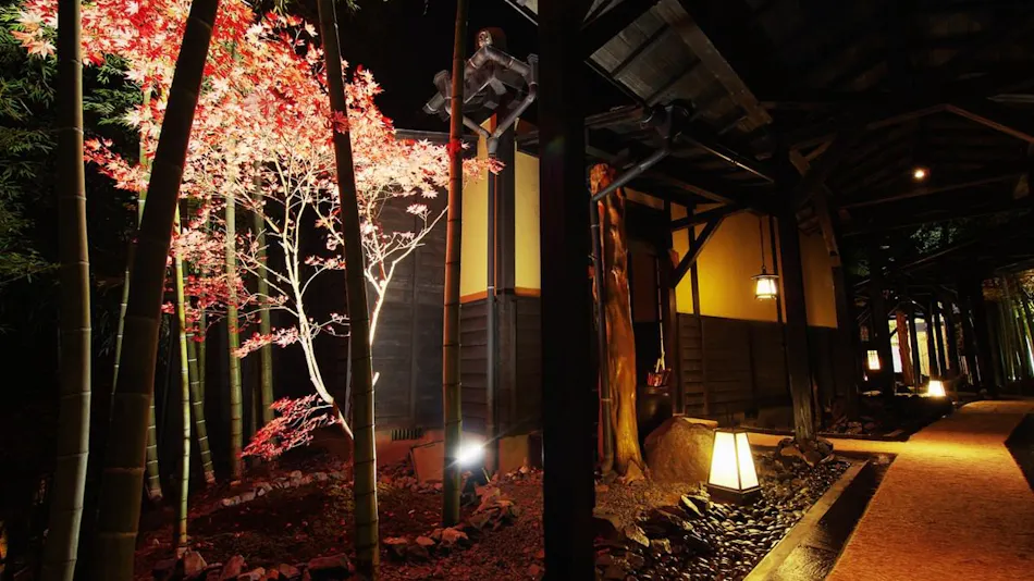Hidden Retreat Shirakawa Gensen Sanso Takefue