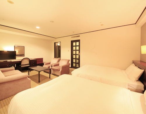 デラックスツイン