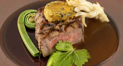 <夕食時間:17時30分開始>【1泊2食付】さくら~SAKURA~<眺望おまかせ・ツイン>