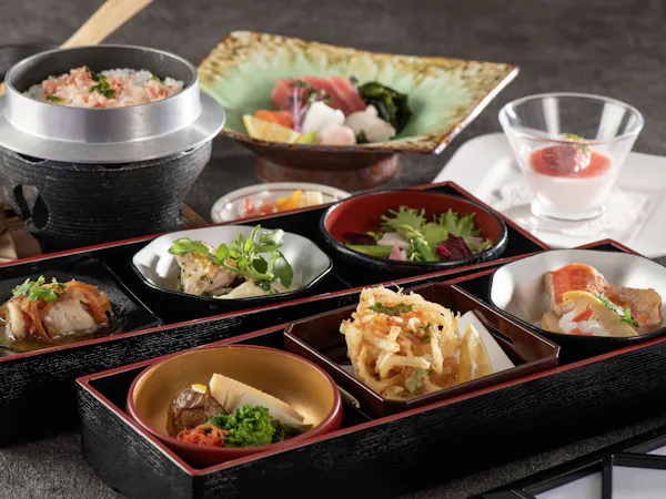 <夕食時間:17時30分開始>【季節の御膳】旬を生かした料理を気軽に愉しむ!天城御膳プラン【2食付】