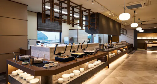 オーシャンビューのお部屋でゆったり!ご夕食は青森食材の逸品+ライブキッチンのビュッフェ