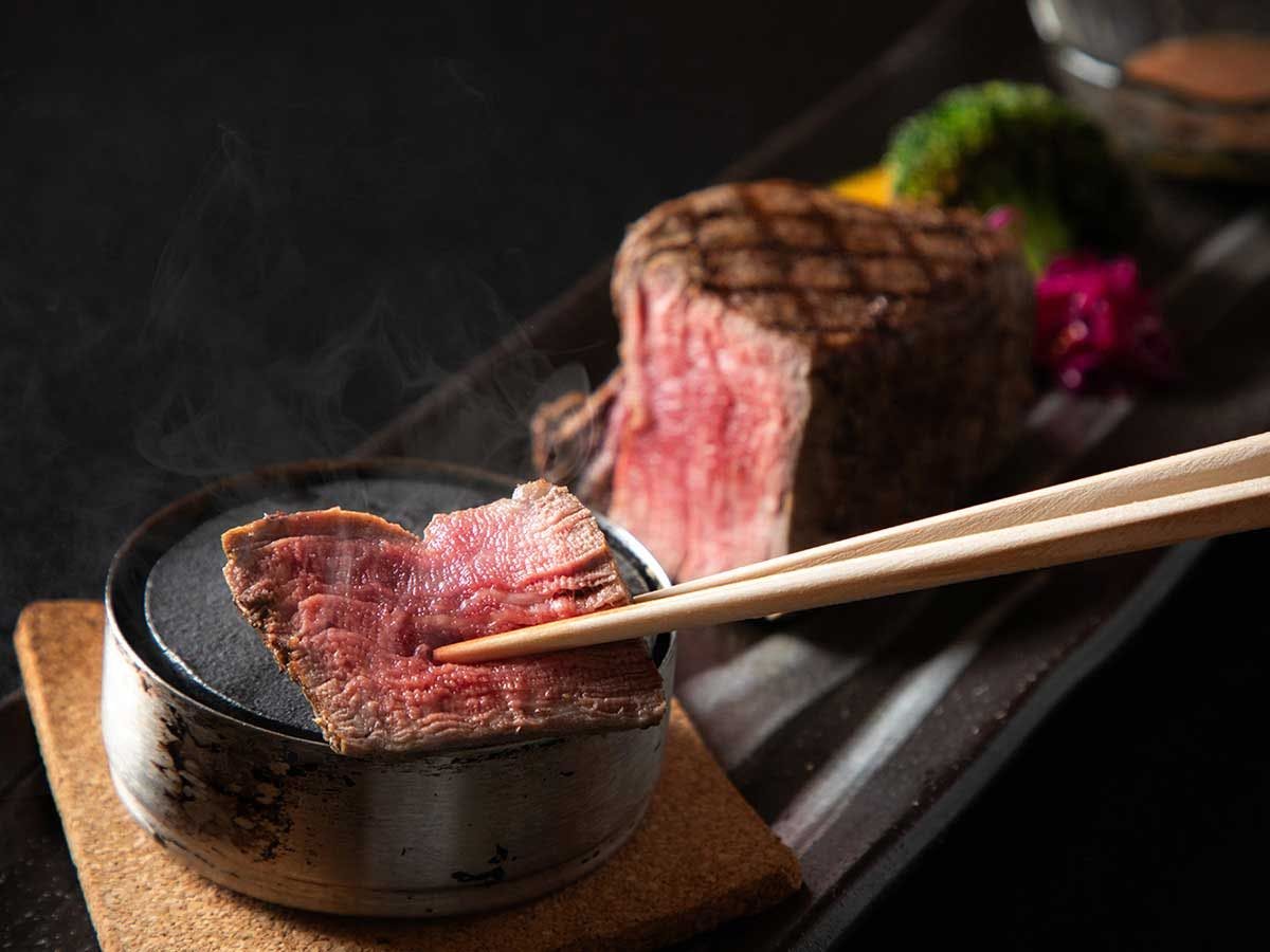 【April–Juni】Upgrade hidangan utama menjadi steak fillet premium “Furano Wagyu”, wagyu hitam kebanggaan Hokkaido／1 malam termasuk 2 kali makan