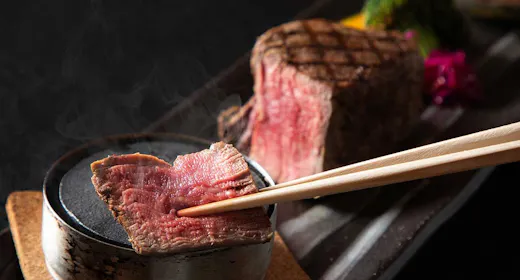 【April–Juni】Upgrade hidangan utama menjadi steak fillet premium “Furano Wagyu”, wagyu hitam kebanggaan Hokkaido/1 malam termasuk 2 kali makan