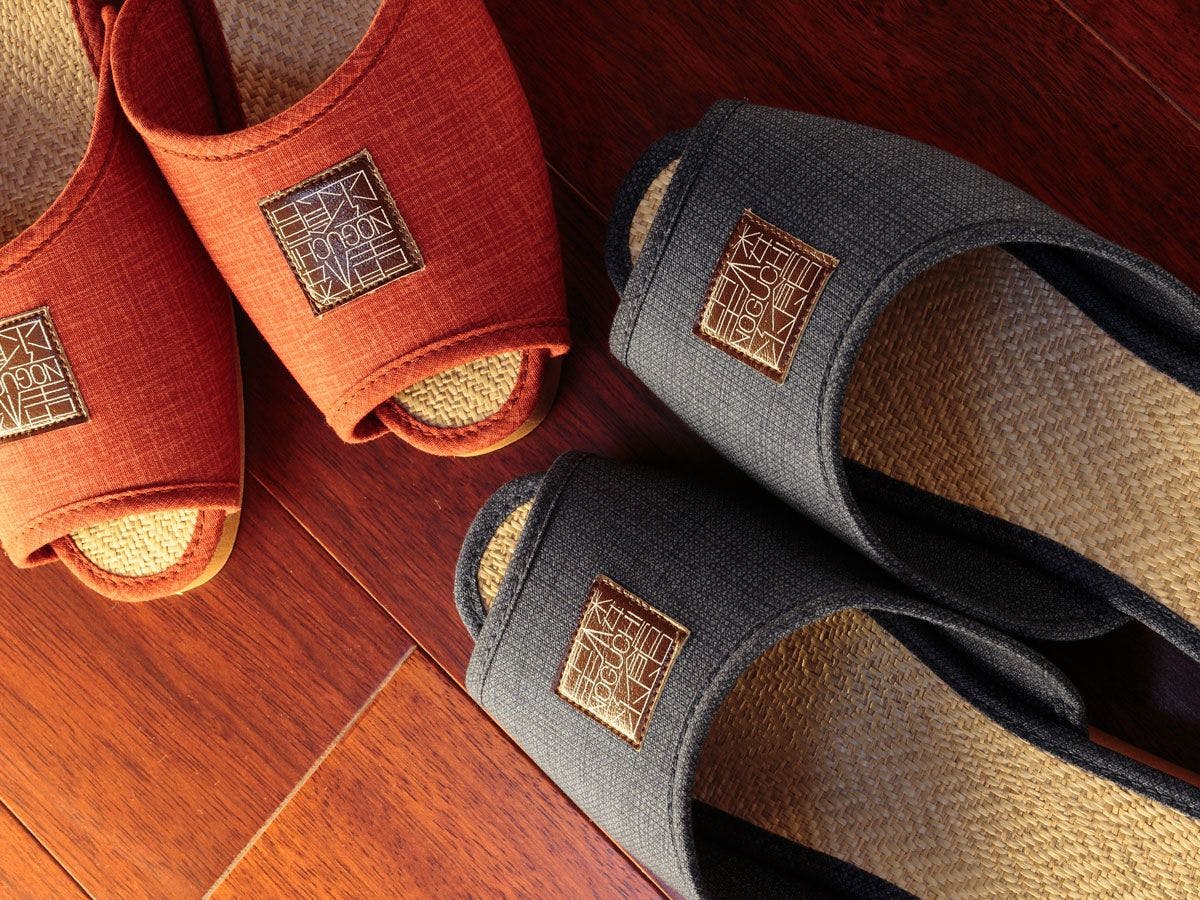 【Fasilitas】Sandal eksklusif