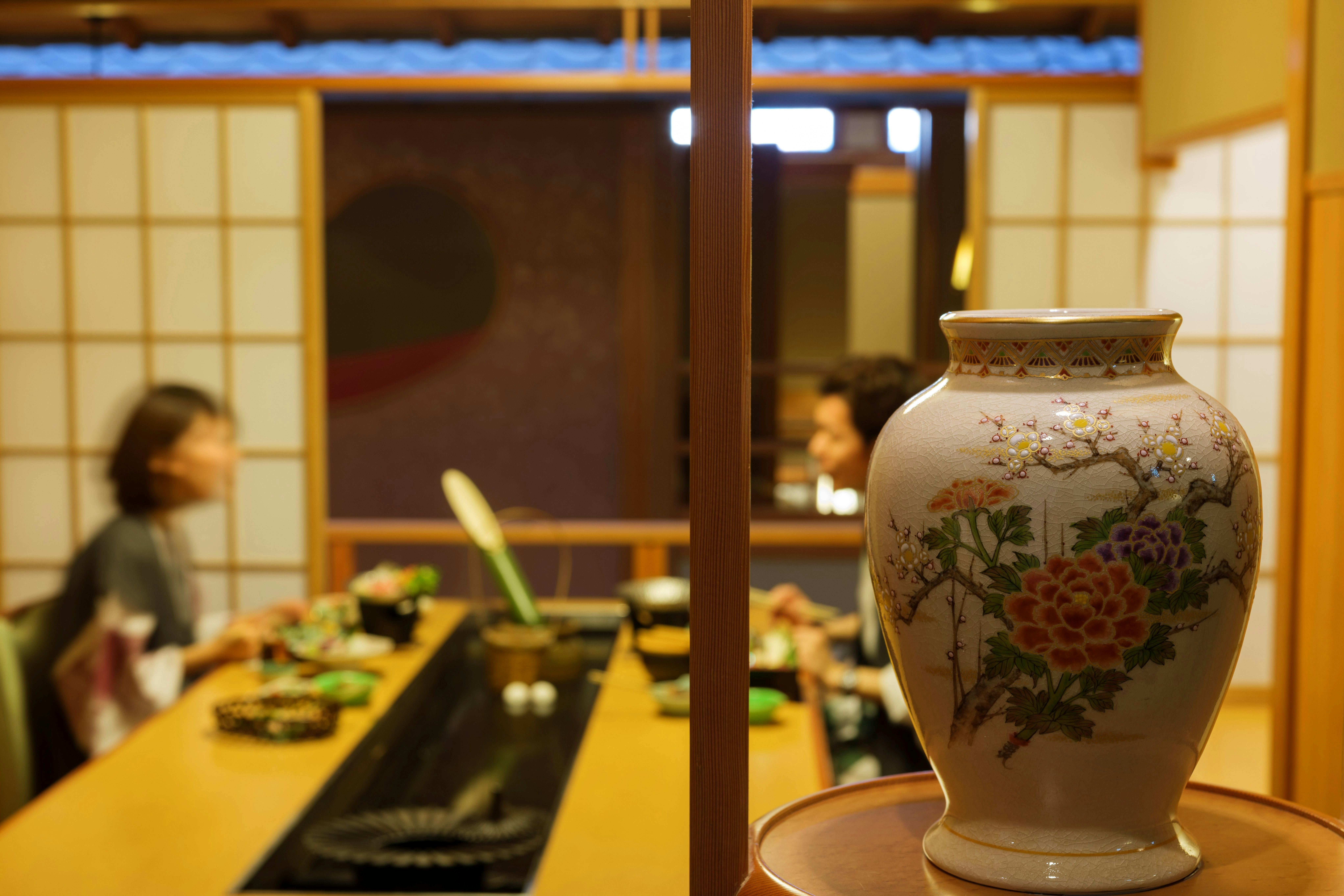 ห้องรับประทานอาหารส่วนตัว (ตัวอย่าง)