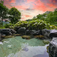 บ่อน้ำร้อนกลางแจ้ง (สำหรับผู้หญิง)