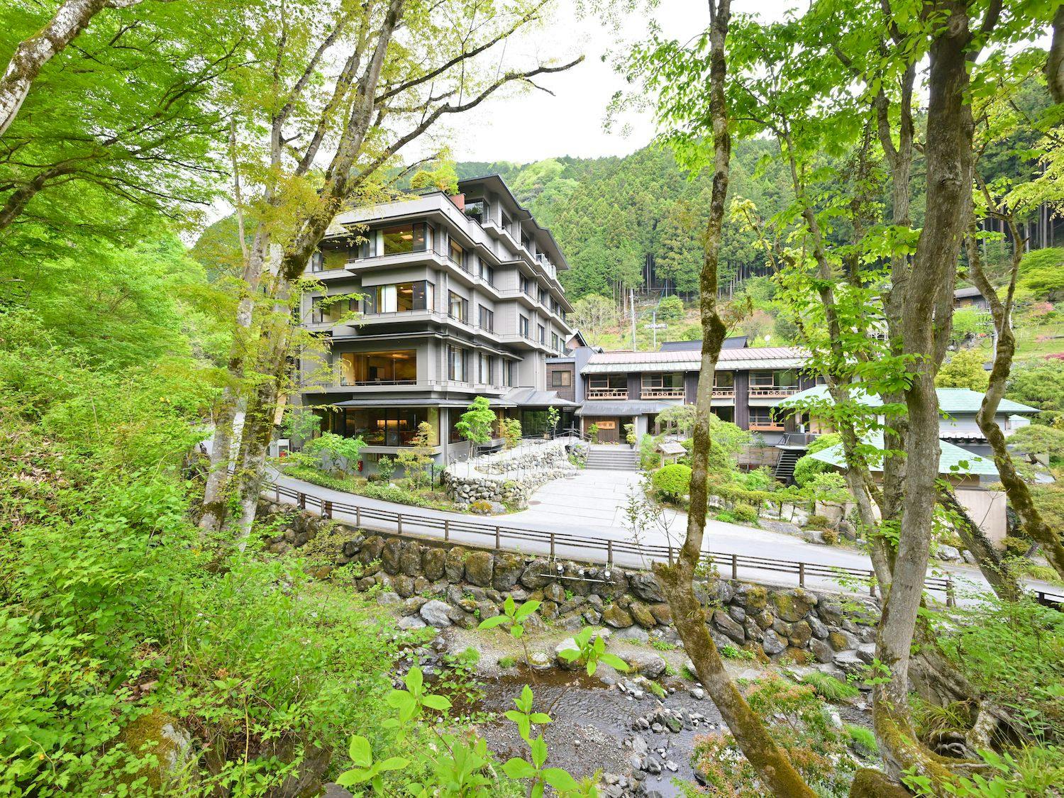 大松閣