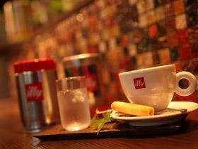 白濁源泉掛け流し八湯めぐりの湯　民芸モダンの宿　雲仙福田屋