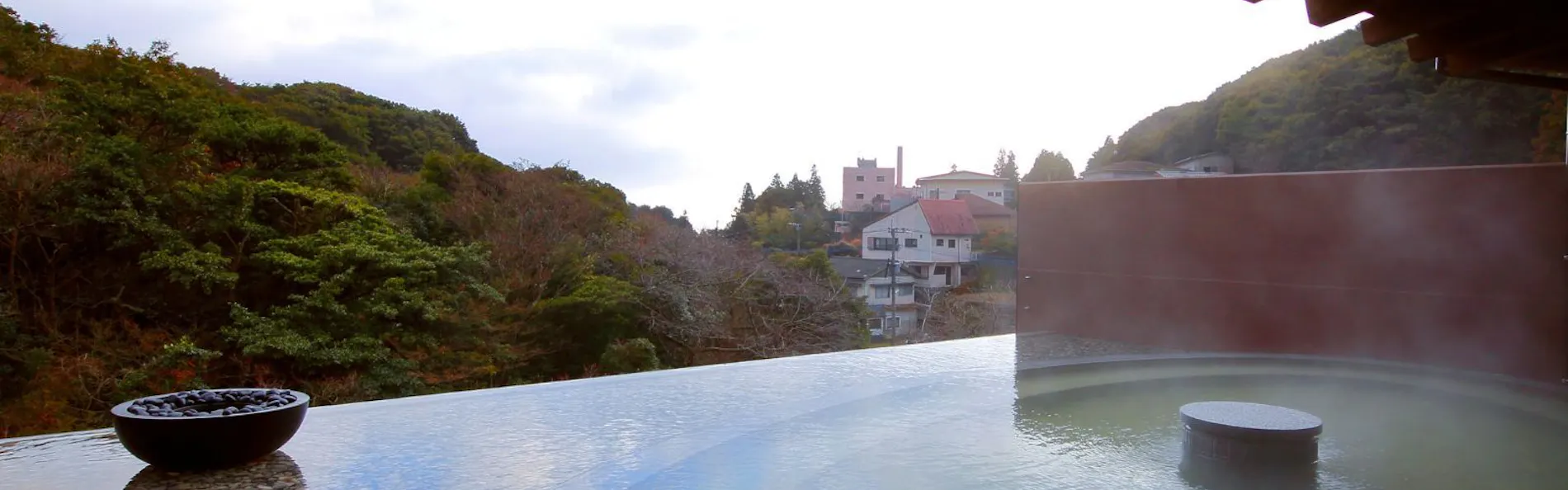 白濁源泉掛け流し八湯めぐりの湯 雲仙温泉 民芸モダンの宿 雲仙福田屋