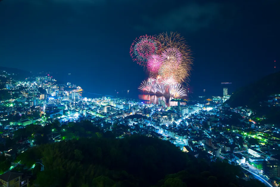 星野リゾート リゾナーレ熱海 熱海の花火大会もお部屋からご覧ください