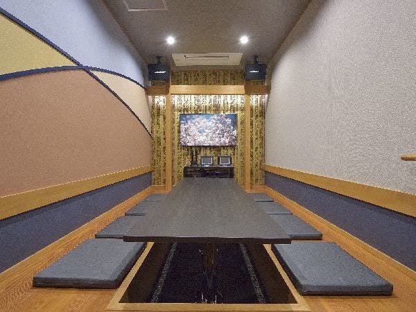 カラオケ横丁　７番地