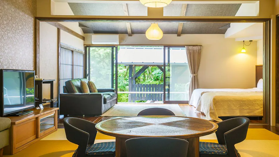 Highland Hideaway Spa & Greeness
