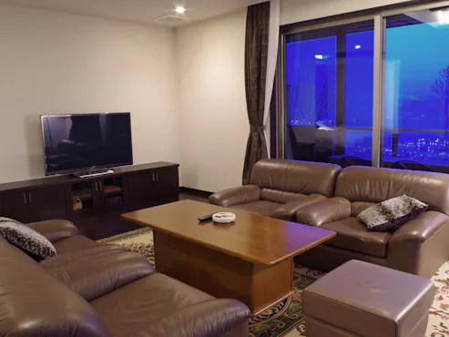 【菫】Bilik untuk maksimum 2 orang.