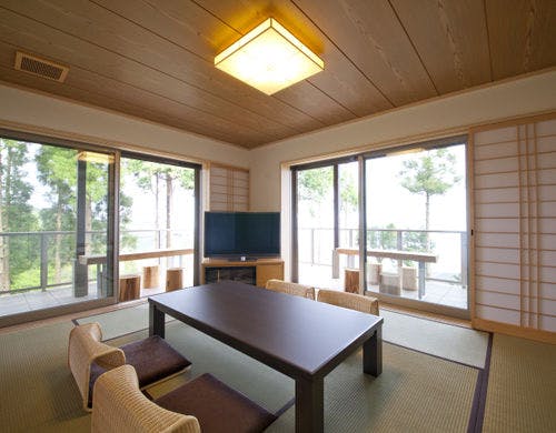 【山椿】4名様までの客室