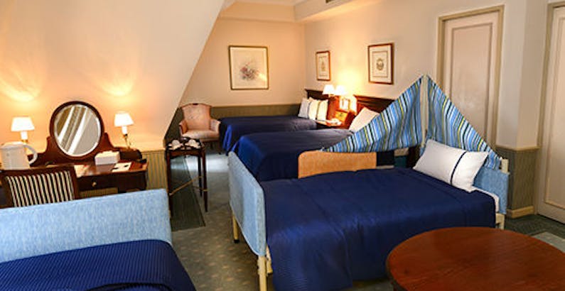 ロフトコンセプトルーム 37平米 4名 最上階 異国情緒溢れる気取らない空間 ロフトルーム 朝食付 プラン ウォーターマークホテル長崎 ハウステンボス 一休 Com