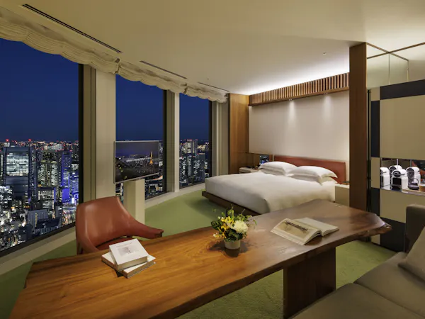 Deluxe Bedroom Night